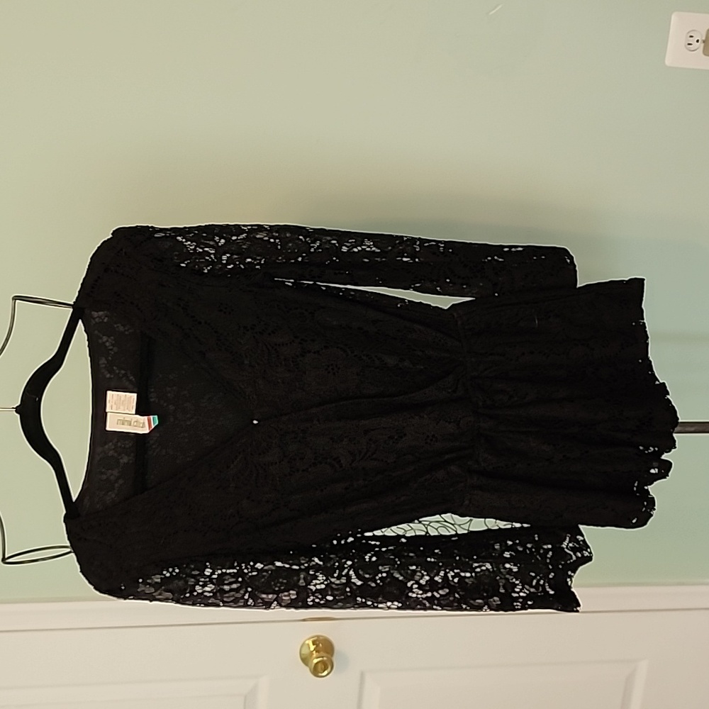 Black short attire lace type for night club party extra small very beautiful